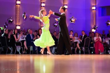 Tanzpaar Showeinlage Standardtänze Live Bei Gala Ball Duesseldorf Neuss Crown Plaza Tanzschule Fern Absolut Tanzbar 9943 Tanzpaar Showeinlage Standardtänze Live Bei Gala Ball Duesseldorf Neuss Crown Plaza Tanzschule Fern Absolut Tanzbar 9943