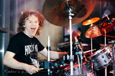 unser Schlagzeuger auf der Bühne unser Band-Schlagzeuger bei einem Firmenfest in Köln